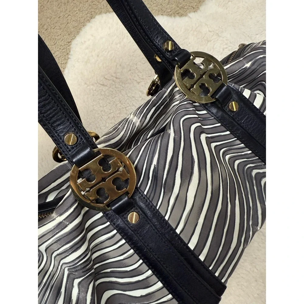 Tory Burch‎ Zebra Stripe Satchel Shoulder Bag Leather Trim Gold Logo Y2K Style